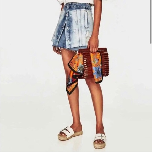 Zara Distressed Denim Mini Skirt - Picture 1 of 14